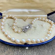 Vintage Single Strand Pearl Necklace