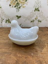 Vintage Milk Glass Hen on Nest: Country Kitchen Decor (3.5 ...