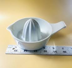 Fitz and Floyd Everyday White Porcelain Citrus Juicer | eBay