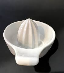 Everyday White Fitz and Floyd “Juice” Citrus Juicer Reamer White Porcelain | eBay