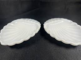 Vintage Set 2 Milk Glass Shell Scallop Soap Dish Ashtray ...