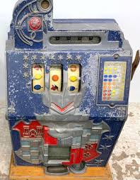 Sold at Auction: Antique Mills Novelty Nickel Slot Machine.