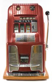 Sold at Auction: Mills High Top 25 Cent Antique Restored Slot Machine