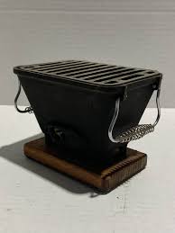 Konro U Baby Cast Iron Hibachi Table Top BBQ Auction | Gleaton's, Metro Atlanta Auction Company, Estate Sale & Business Marketplace