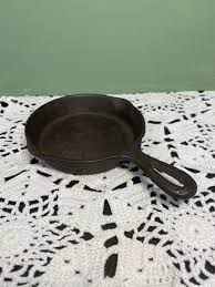 Antique Mini Chicago Hardware Skillet Miniature Childs Toy Salesman Sample Cast Iron - Etsy Canada