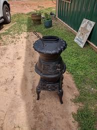 Rare stove with 13 stars and flag emblem