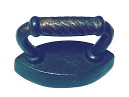 VINTAGE SAD IRON MINIATURE TOY CHILD'S CLOTHING SAD IRON | eBay