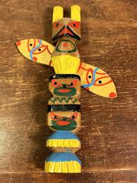 Vintage Novelty Totem Pole Hand Painted Wood 8” Tall Souvenir | eBay