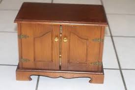 Vintage Delco Mini Cabinet Console Radio w/ doors Works w ...