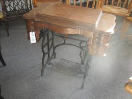 Lot - Davis sewing machine complete and in two drawer oak ...