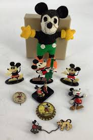 Lot - Lot of 9 Vintage Mickey Mouse miniatures. Includes 5 ...