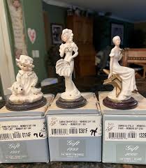 Three (3) Giuseppe Armani Society Figurines: STARR (1326F ...
