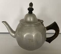 Hi-Test Pure Aluminum 7.5 Inch Teapot with Diffuser. Popular in the 1920's | eBay