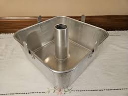 Vintage Mirro Angel Food Cake Pan: Square Bundt Pan ...