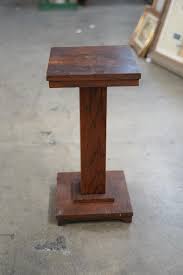 Lot - ARTS & CRAFTS OAK PEDESTAL STAND