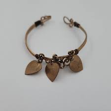 Vintage "Carnival Art" Child's Wire Charm Bracelet - Unique ...