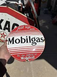 VINTAGE Mobilgas DOME 12” GASOLINE / MOTOR OIL ...
