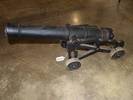 Heavy Cast Iron Cannon On Wheels