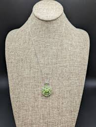 NWT Sterling Peridot Cluster Gemstone Flower Pendant ...