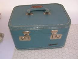 Fisherman's bait box, worn on belt, lot of 4 | EstateSales.org