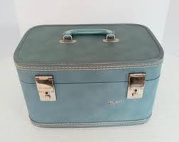 Vintage 1970's Blue American Tourist Train Case With Make-up Tray and Mirror - 70's Retro Luggage - Overnight Suitcase - Etsy