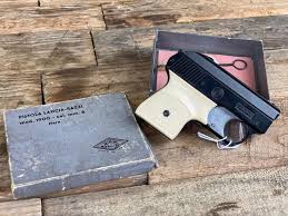 Sold at Auction: Italian Model 1900 22 cal. Starter Pistol in Box-JZ