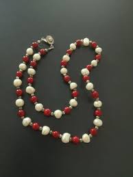 Teng Yue Seed Pearl & Red Bead Necklace - Etsy