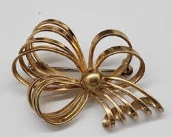 Vintage Gold Tone Bow Brooch Pin Elegant Ribbon Design - Etsy