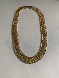 VINTAGE SIGNED MONET NECKLACE GOLD TONE FLAT DESIGN APPROX 16" LONG | eBay