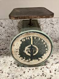 Chippy Rusty Montgomery Ward Family Scale 25 lbs Rustic ...