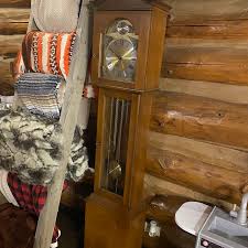 Old Clock for Sale in Spanaway, WA - OfferUp