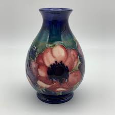 Vintage Moorcroft 'Anemone' Vase (1930/40's) - Keepsakes