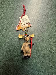 Moose With Skiis Ornament – The Great Moose Vermont