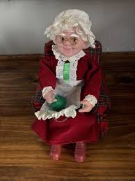 Vtg Gemmy Mrs. Santa Claus Christmas Animated Knitting ...