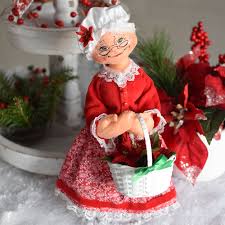 Annalee Dolls - Poinsettia Mrs. Santa