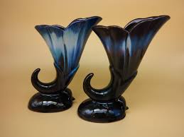 Small Floral Vase Open Lily or Horn of Plenty CCC Canada Red Ware - Etsy Canada