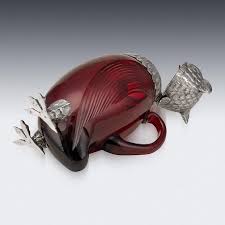 Jarra de clarete de búho de plata maciza española del siglo XX, Dionisio Garcia Gomez, Madrid en 1stDibs