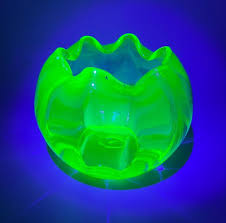 Antique Victorian Vaseline Uranium Glass Round Vase ...