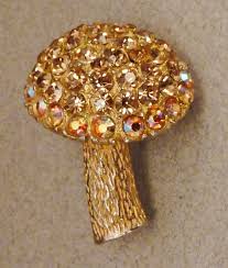POMERANTZ BROOCH MUSHROOM Goldtone Pavee Rhinestones ...