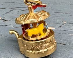 Vintage 14k Gold Movable Carousel Charm With Horses - Etsy