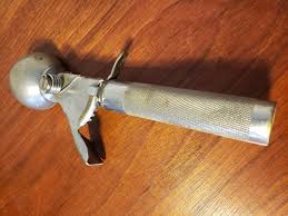 Vintage Ice cream scoop, Myers Deluxe Disher, ca. 1930s | eBay