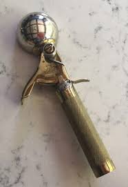 ANTIQUE ICE CREAM SCOOP SCOOPER GOLD MEYERS DELUXE DISHER ...