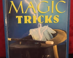 Classic Magic Tricks by David Knowled, Bob Longe and Charles ...