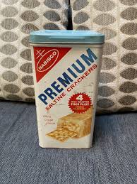 1969 Vintage Nabisco Premium Saltine Crackers 14oz. Original ...