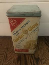 Vintage Nabisco Premium Saltine Crackers Tin with Blue Lid ...