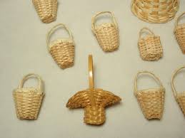 Lot Miniature Dollhouse Straw Woven Baskets + 1 Wicker Bell ...