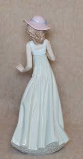 NAO By Lladro Girl With Pamela "Gentle Breeze" Vintage Collectible Decor Statue | eBay