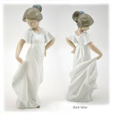 Lladro Figurine How Pretty 8-3/4IN Porcelain | St. Patrick's ...