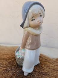 CASADES Porcelain Figurine Spanish Girl with Basket Made ...