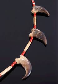 Plains Indian Bear Claw Turtle Tail Necklace sold at auction ...